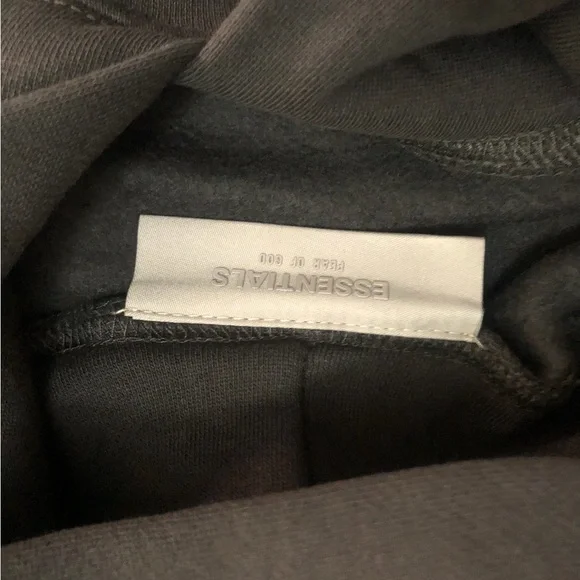 - Essentials 1977 hoodie oversized - Picture 2 of 3